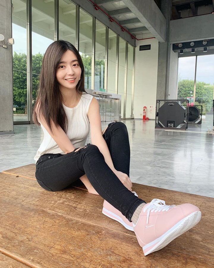 拔辣清新脫俗的氣質，每一眼都是幸福！-第1章-图片4