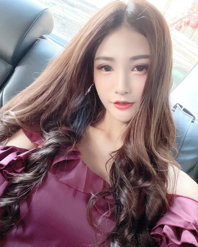 正妹主播糰糰兒惹火旅拍性感小褲褲入境好害羞-第1章-图片7