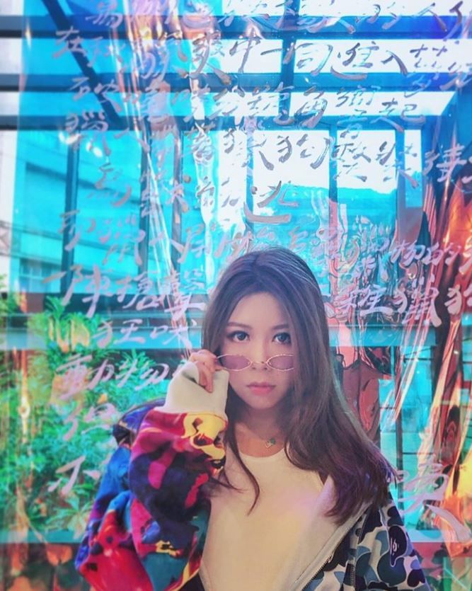 就是不愛穿衣服！服設女神「E奶波光粼粼」超撩人：這種藝術照我可以~紗那醬Chana Chiang-第1章-图片20