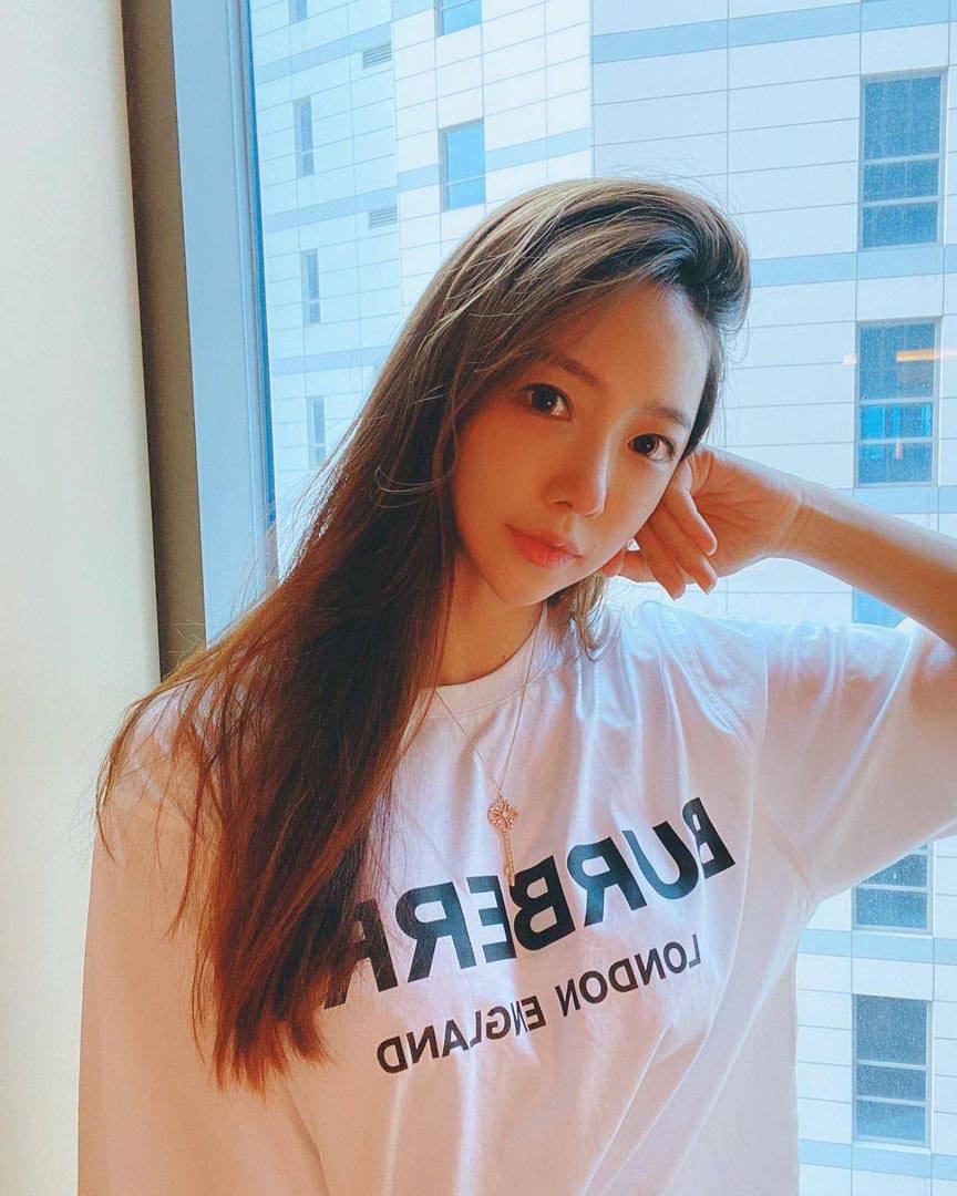 유다솜 清新韓國美女笑容真甜美