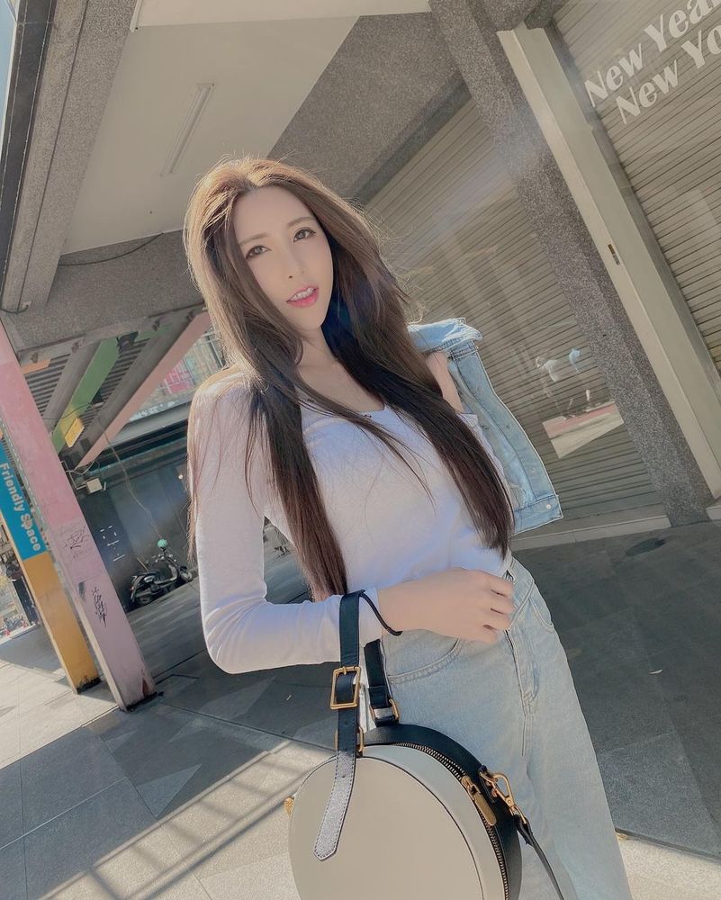 風情萬種大美人「張娜」性感程度太驚人：妳的每日份性感都確實收到了-第1章-图片22