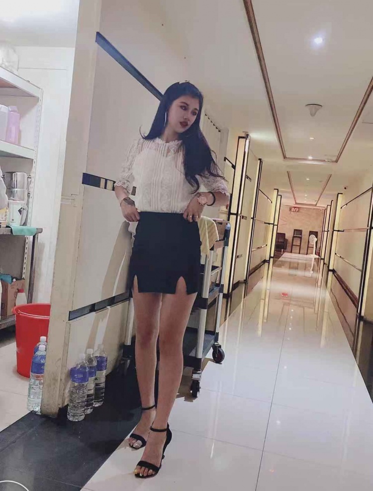 Superb beauty Angela broadcasts open 38 personal pictures-第1章-图片7