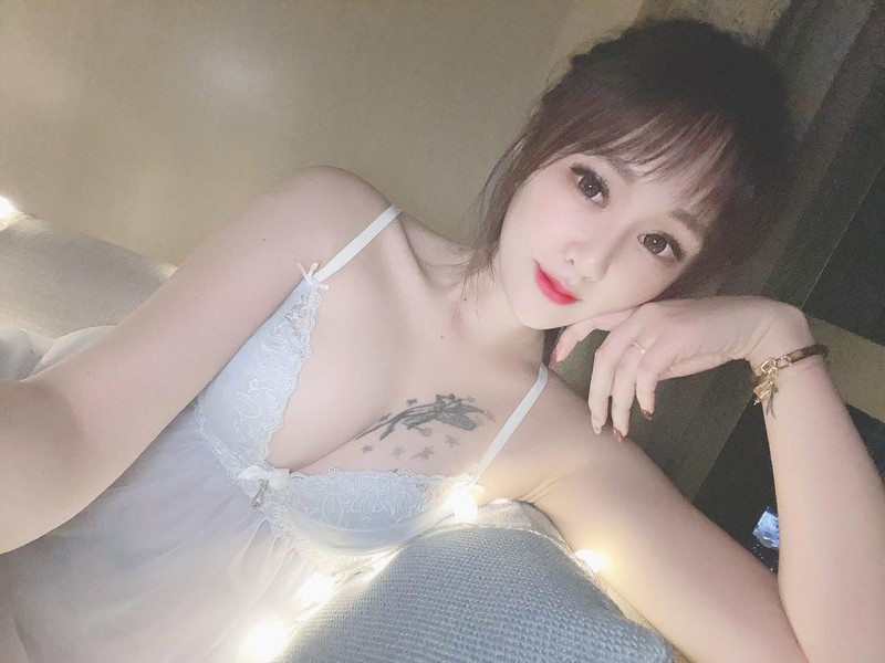 17主播維尼睡衣肩帶滑落露出飽滿白皙雪乳超吸睛-第1章-图片18