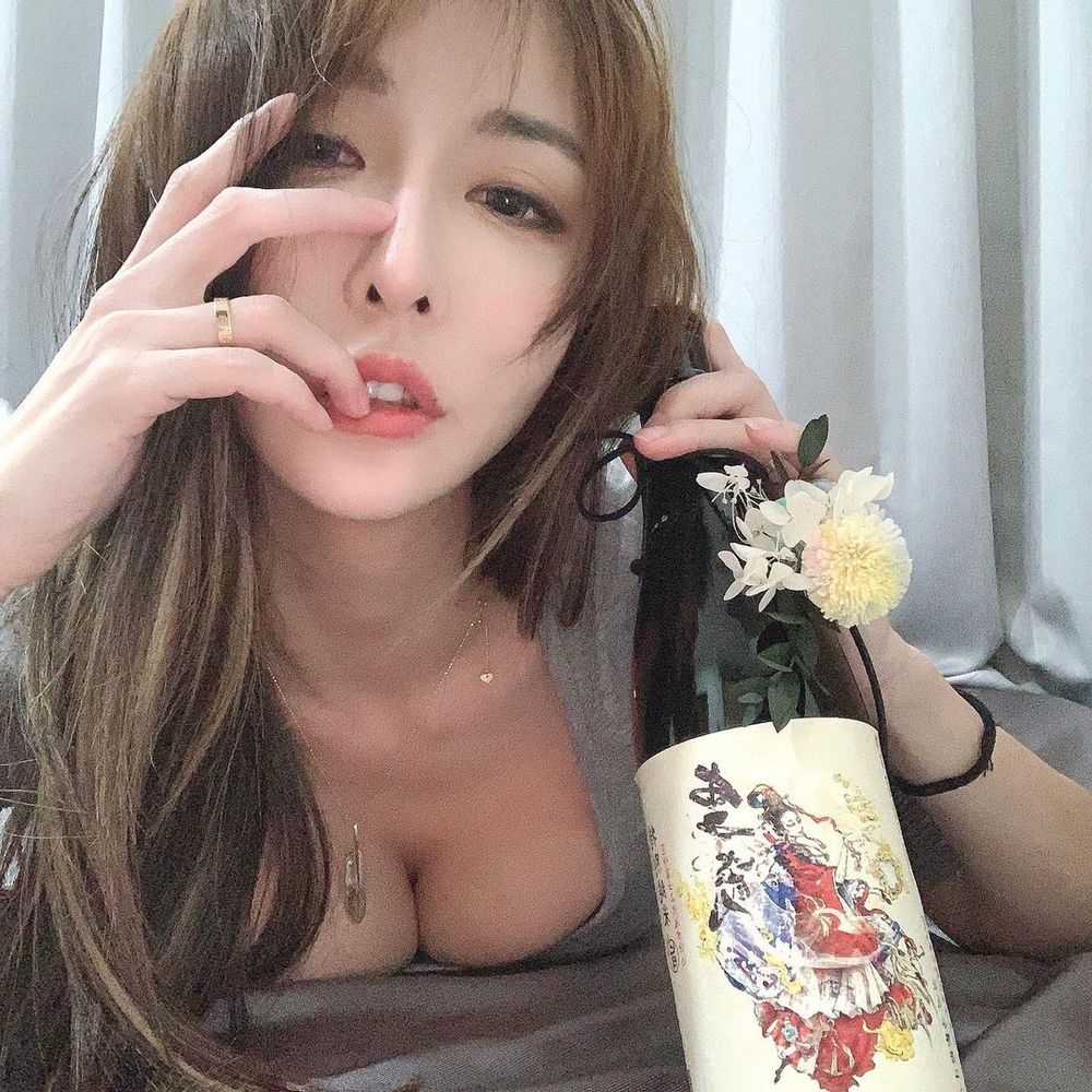 潮流性感教主「雪碧」全體台灣男性的夢中情人 火辣又不失自己的風格-第1章-图片28