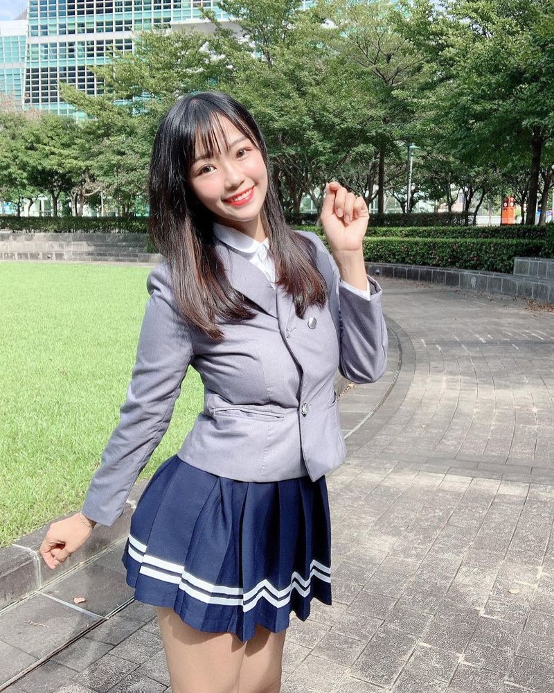 台藝系花「王怡蘋 Tomo」職籃啦啦甜美長相好清純與反差好身材：一刻都不能鬆懈-第1章-图片32