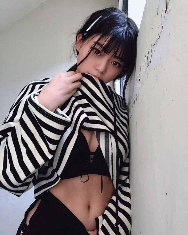 Bikini sister identity revealed!Firew idol group member