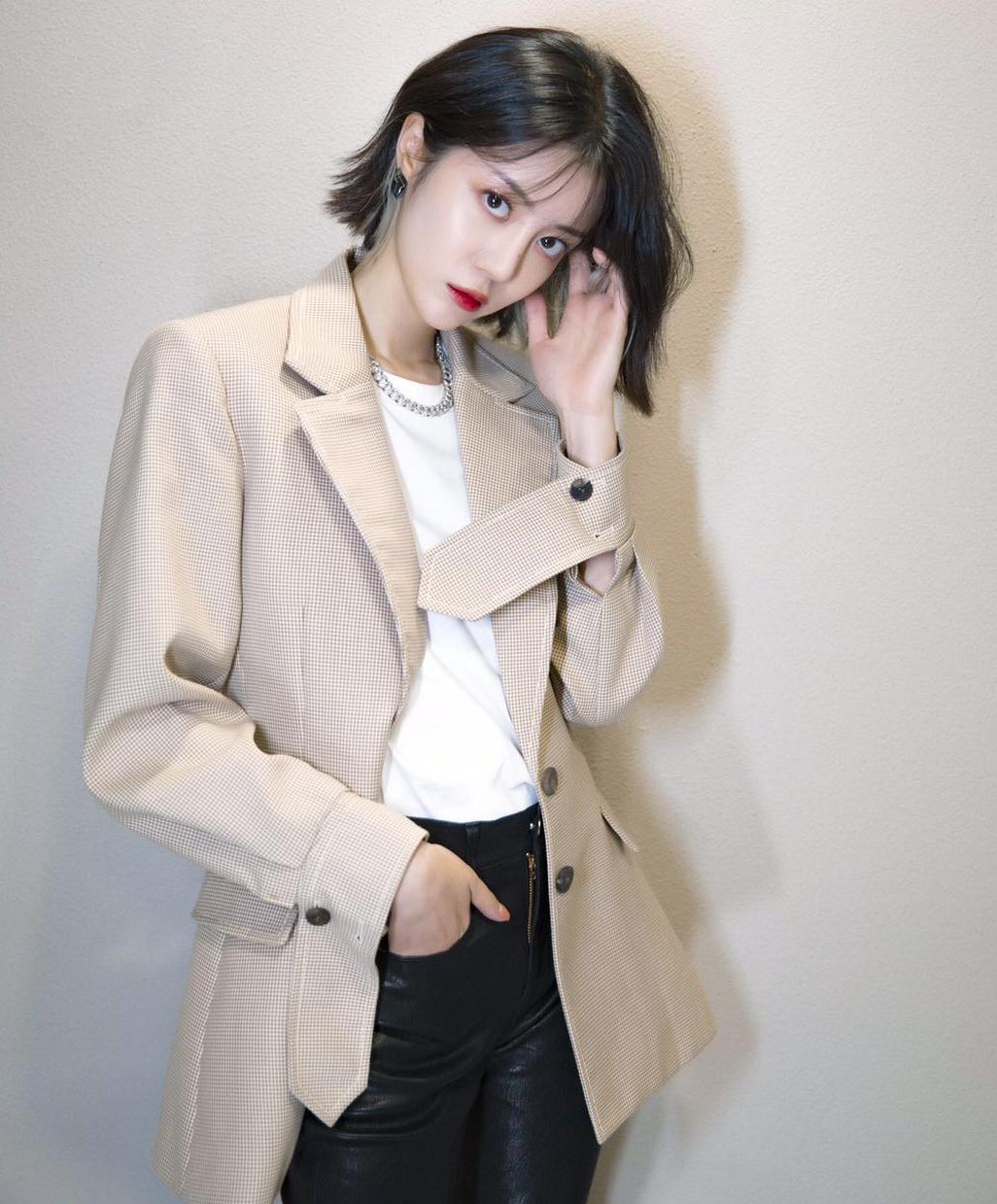 形象積極向上，清新自然，毫不做作~李溪芮