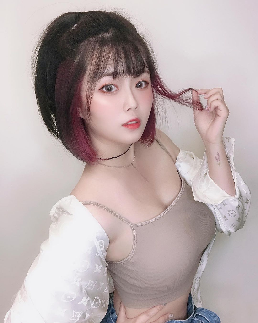 Fairy sexy and gorgeous look that makes one think.-第1章-图片11