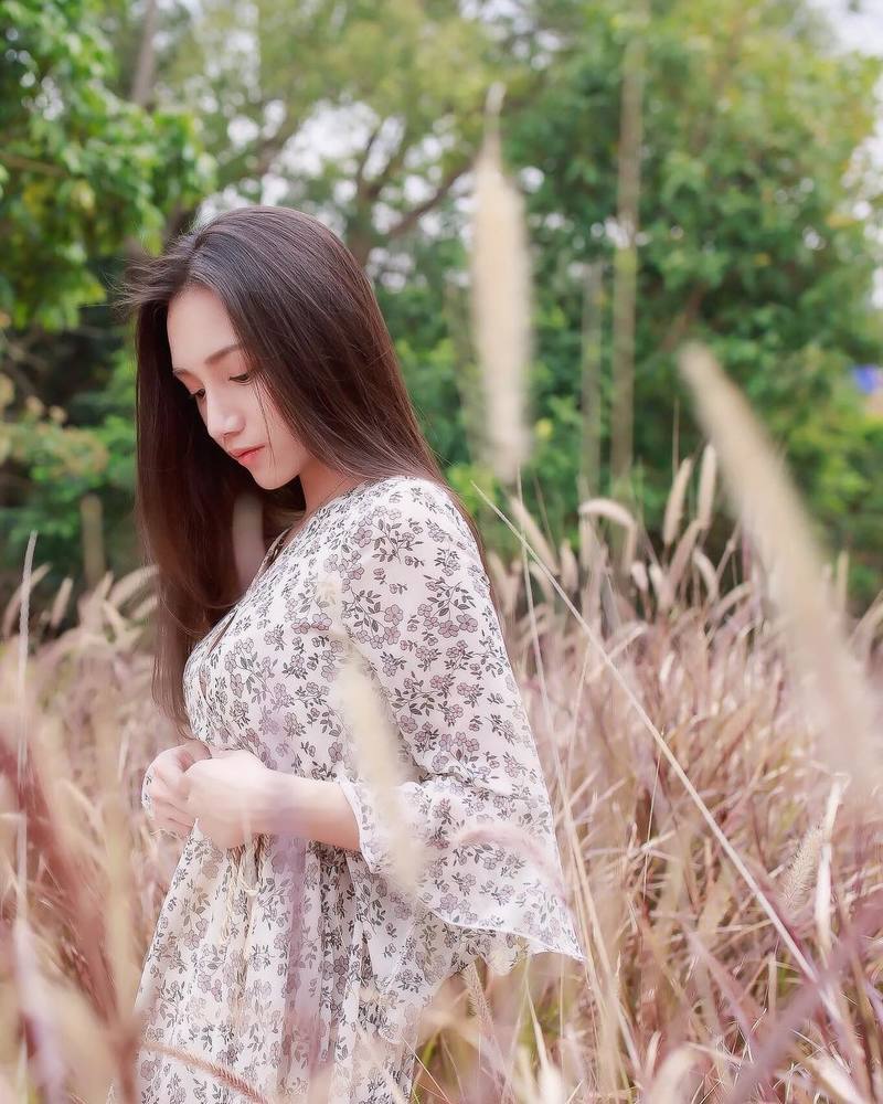 超深邃電眼「嗨底 Heidi Han」長髮飄逸與清純樣貌使人著迷 看她修長的手指這樣渾身酥麻麻-第1章-图片25