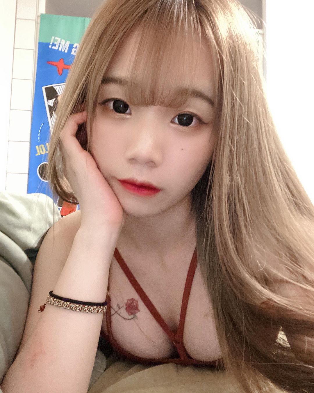 菈菈 美乳胸型直接現形:除了奶子我什麼都看不到-第1章-图片6