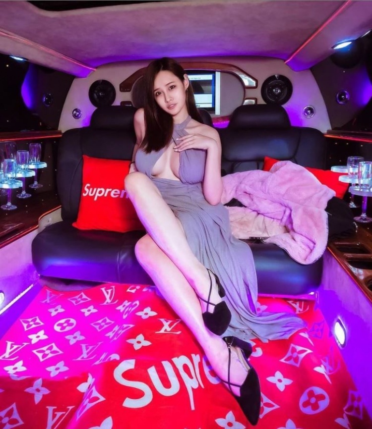 史上最兇！性感女王「飽滿巨乳+絕美翹臀」挑戰尺度：再冷都會熱起來！~Hana Tu 卡比兔-第1章-图片16