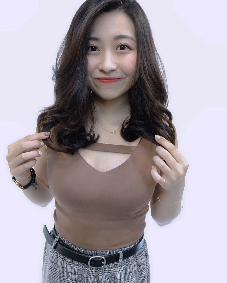 性感姊妹丼！超正「雙胞胎姐妹」飽滿雙球＋S級翹臀:我全都要~劉琪琪&育捷-第1章-图片12