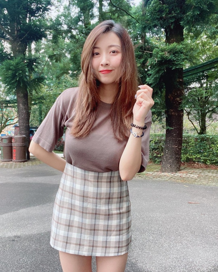 性感姊妹丼！超正「雙胞胎姐妹」飽滿雙球＋S級翹臀:我全都要~劉琪琪&育捷-第1章-图片19