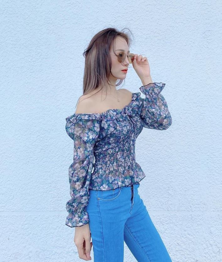 深邃電眼會勾人！氣質滿滿「飄逸長髮+纖細身材」讓人戀愛：這笑容沒缺點！-第1章-图片6