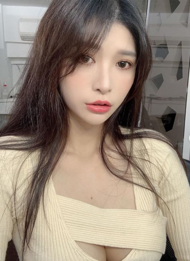 情話系女神！超寵粉「自拍附上北半球」還超會撩人：夢中情人就是這款！-第1章-图片12