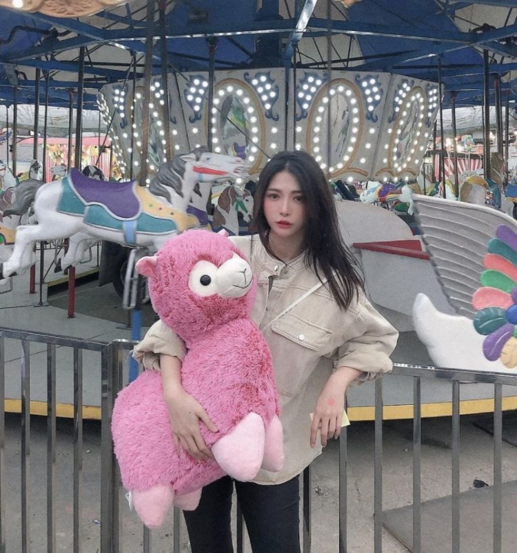 情話系女神！超寵粉「自拍附上北半球」還超會撩人：夢中情人就是這款！-第1章-图片17