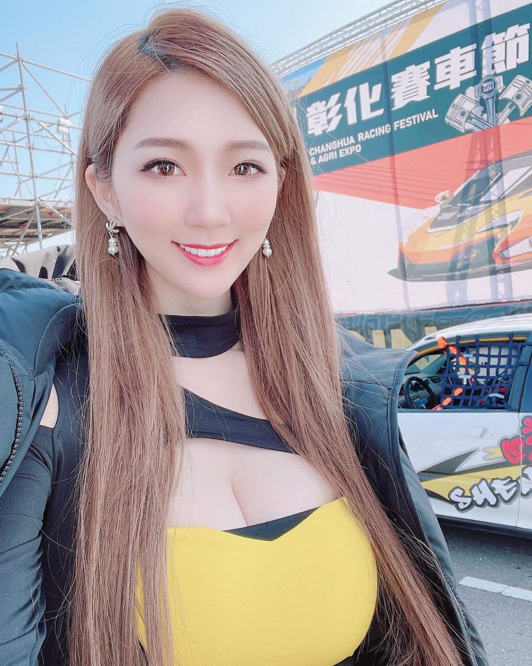 超胸長腿車模女神!萍萍兒Ping 有著174公分完美比例-第1章-图片1