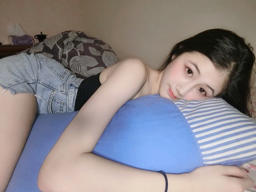 逆天長腿與清新顏值「魏凱芃」身材太胸令人禁不起誘惑：這件衣服哪裡買的-第1章-图片15