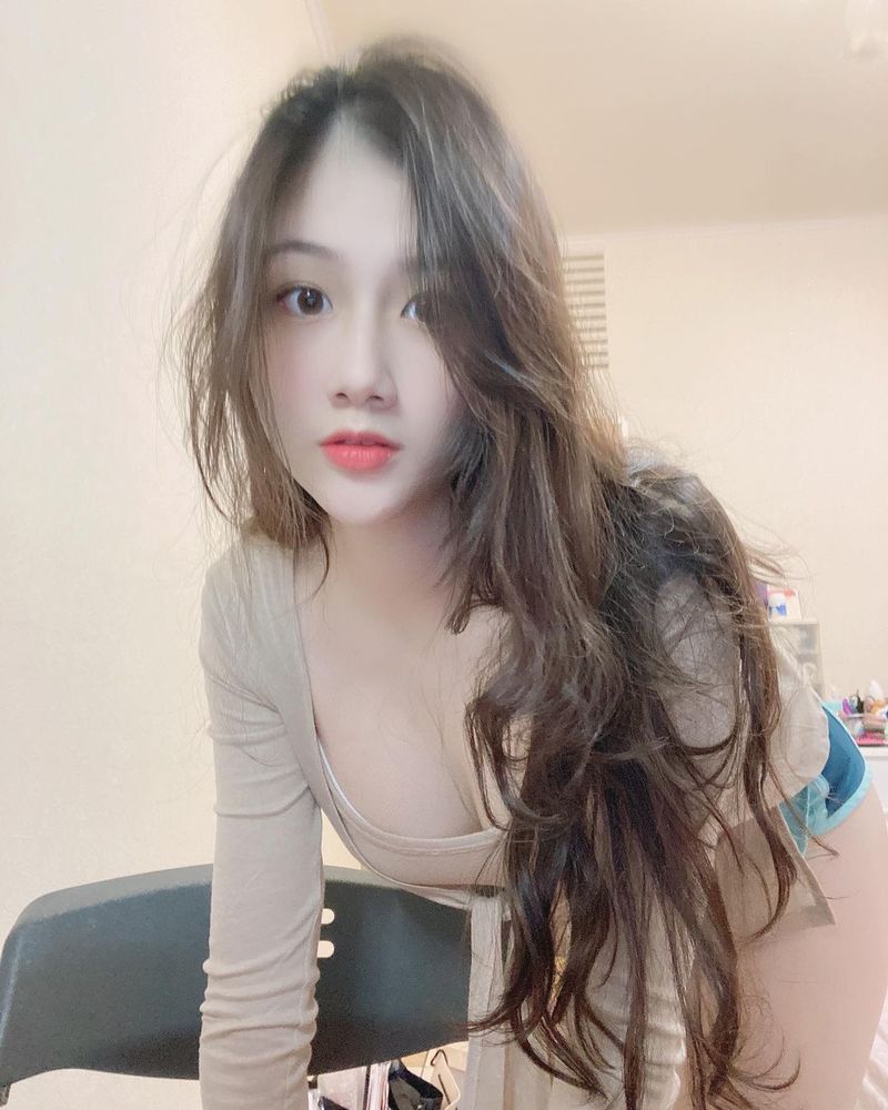 逆天長腿與清新顏值「魏凱芃」身材太胸令人禁不起誘惑：這件衣服哪裡買的-第1章-图片26