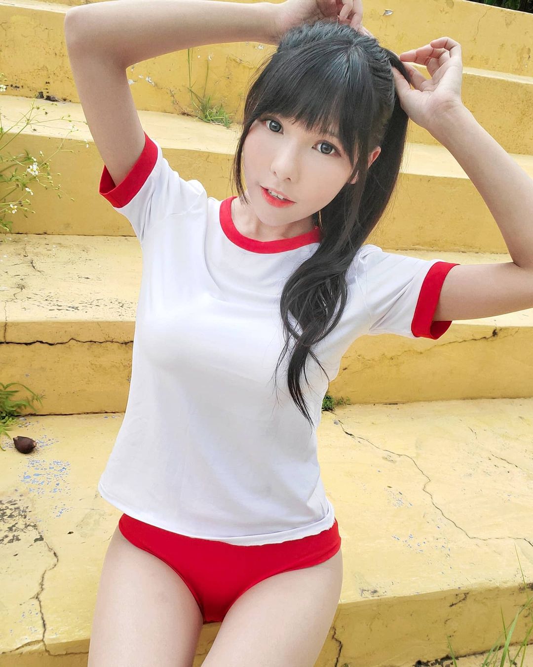 台灣Coser依霜ゆい 高顏值搭配性感美腿也太犯規!-第1章-图片3