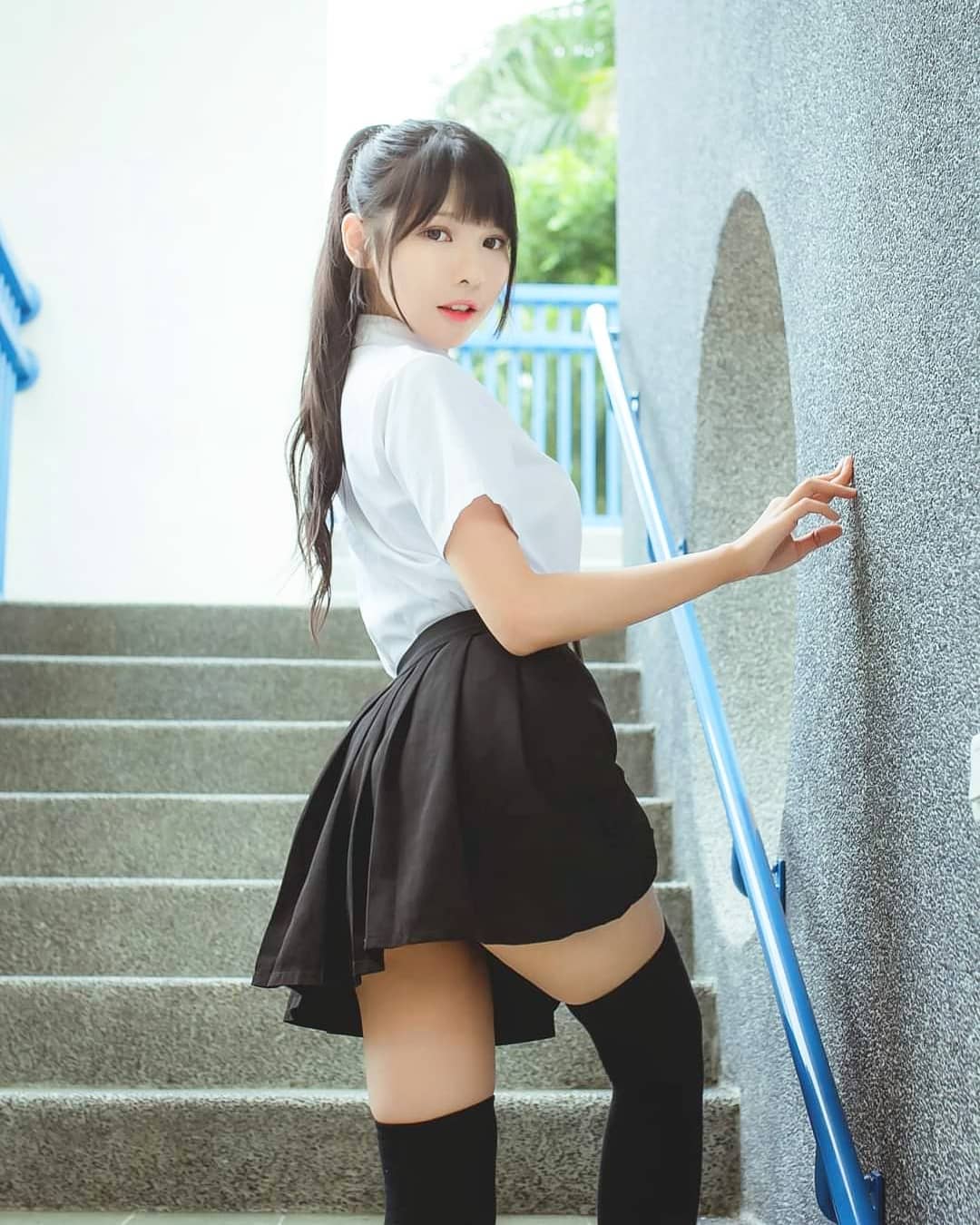 台灣Coser依霜ゆい 高顏值搭配性感美腿也太犯規!-第1章-图片4
