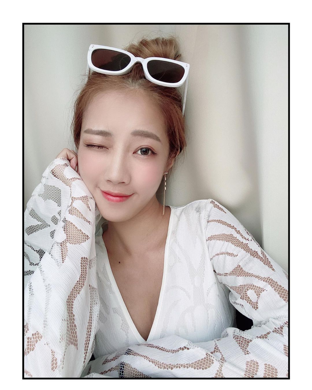 Clara克啦啦 魔鬼好身材由上往下看都不會膩....-第1章-图片7