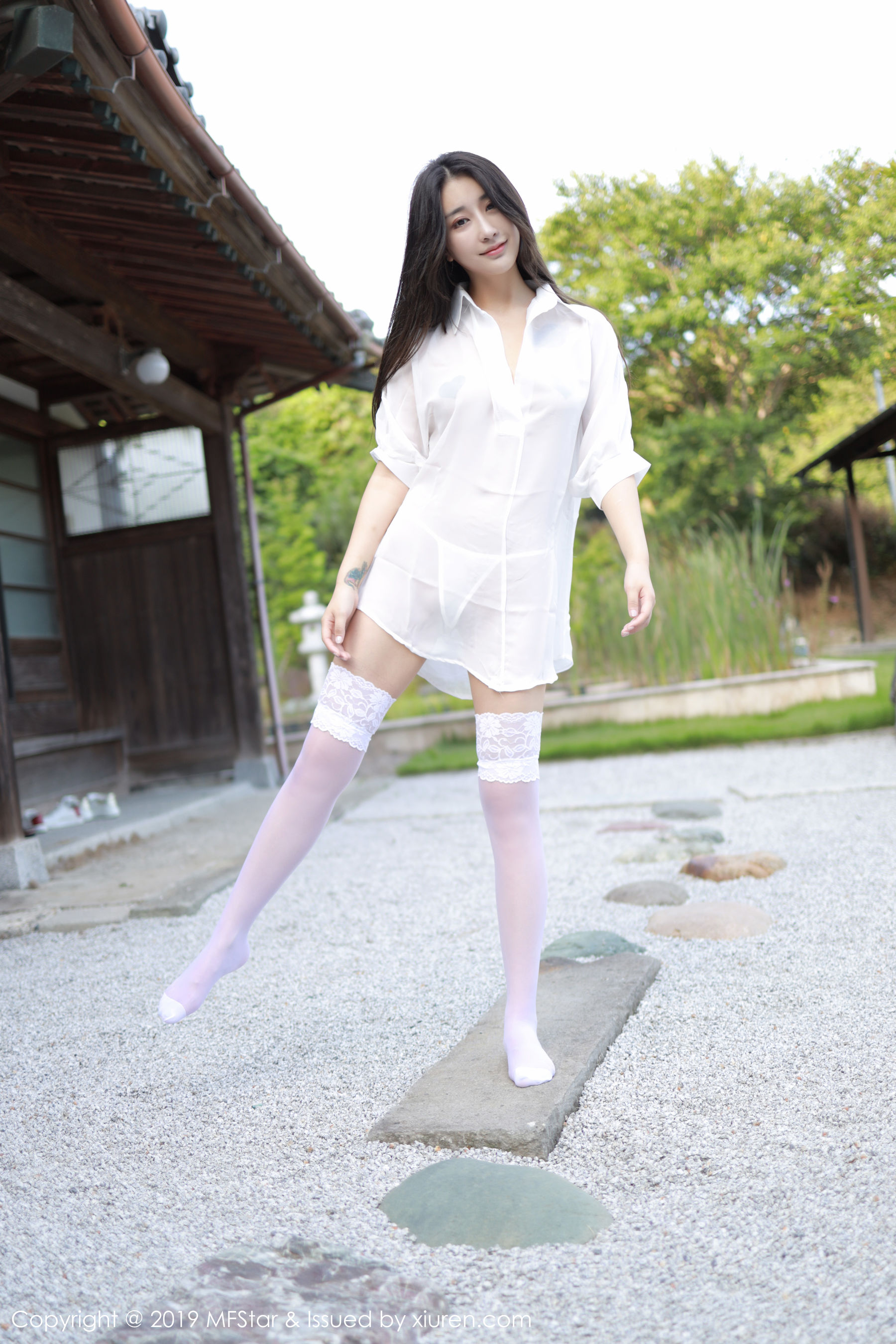 Betty林子欣《極品白襯衫女郎》 [模范學院MFStar]-第1章-图片1