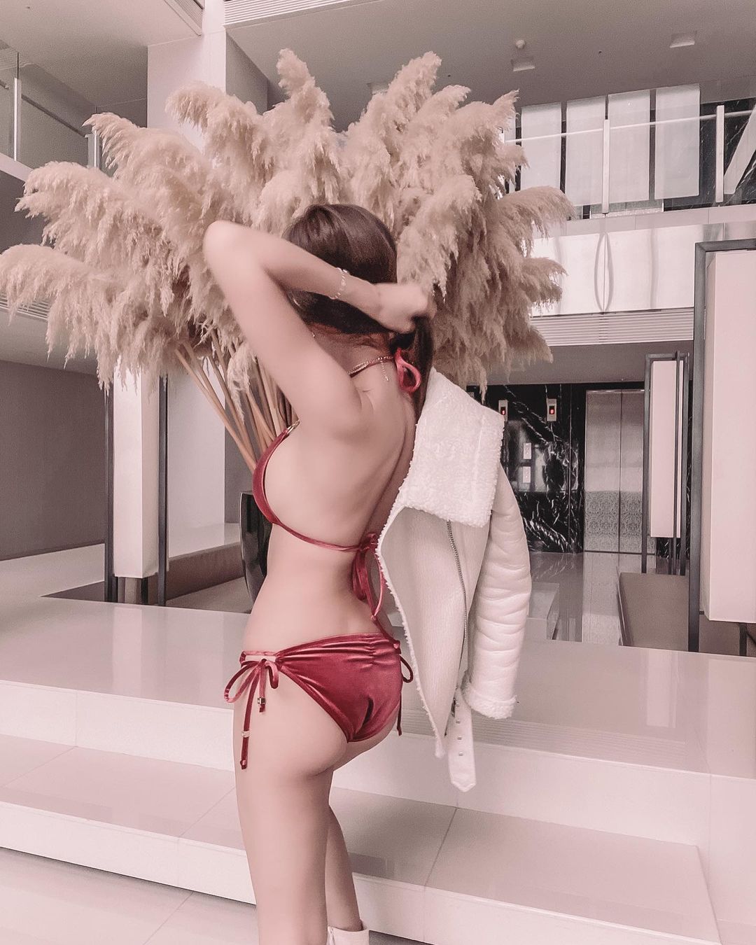 北投地熱谷出現「白皙正妹」不畏寒冷露香肩！~Chelsea 漾-第1章-图片4