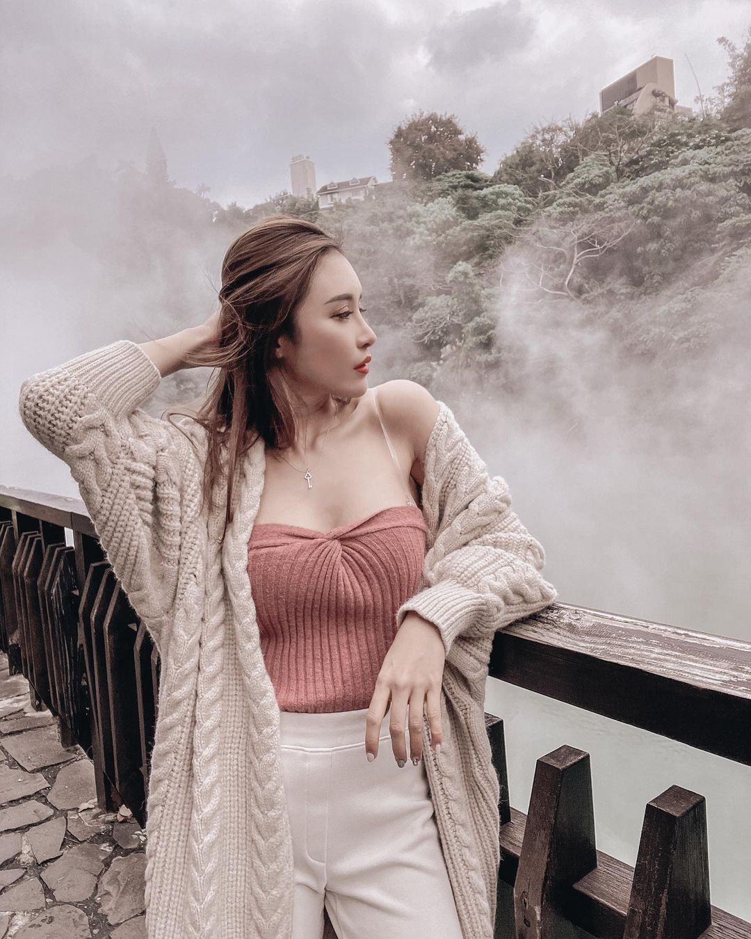 北投地熱谷出現「白皙正妹」不畏寒冷露香肩！~Chelsea 漾-第1章-图片23