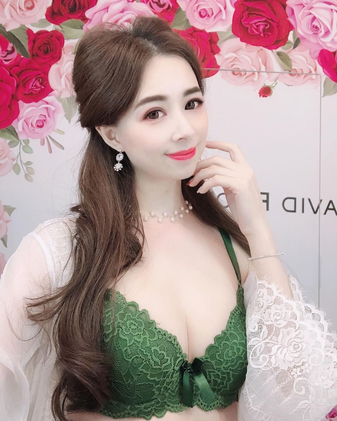網路正妹雪菁 誘人騷氣藏不住!想壞壞-第1章-图片2