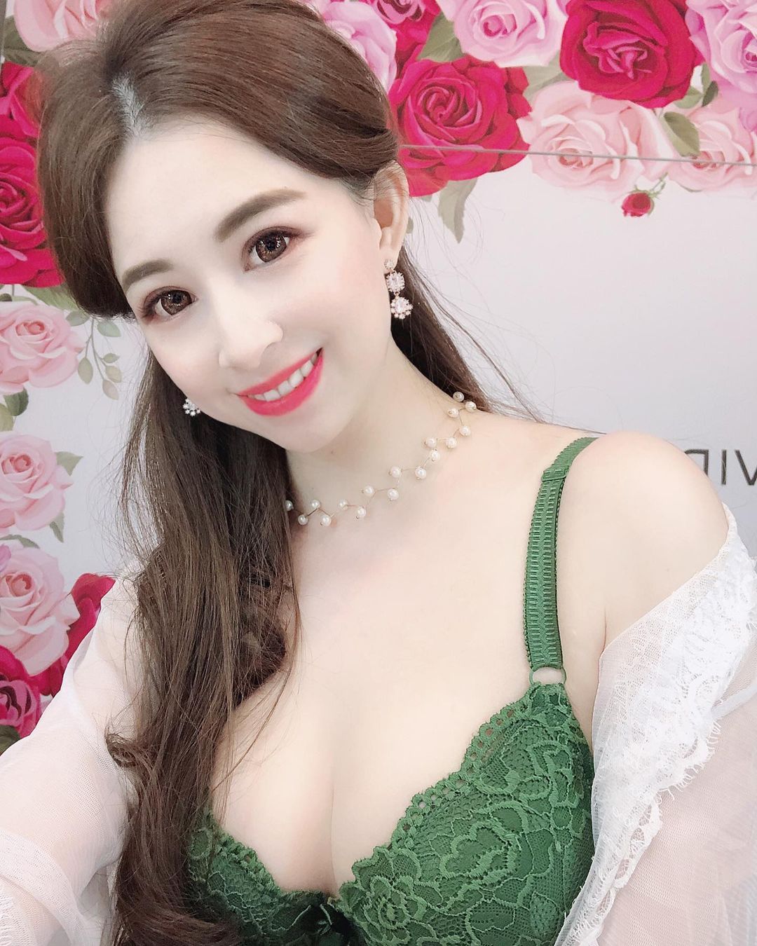 網路正妹雪菁 誘人騷氣藏不住!想壞壞-第1章-图片3