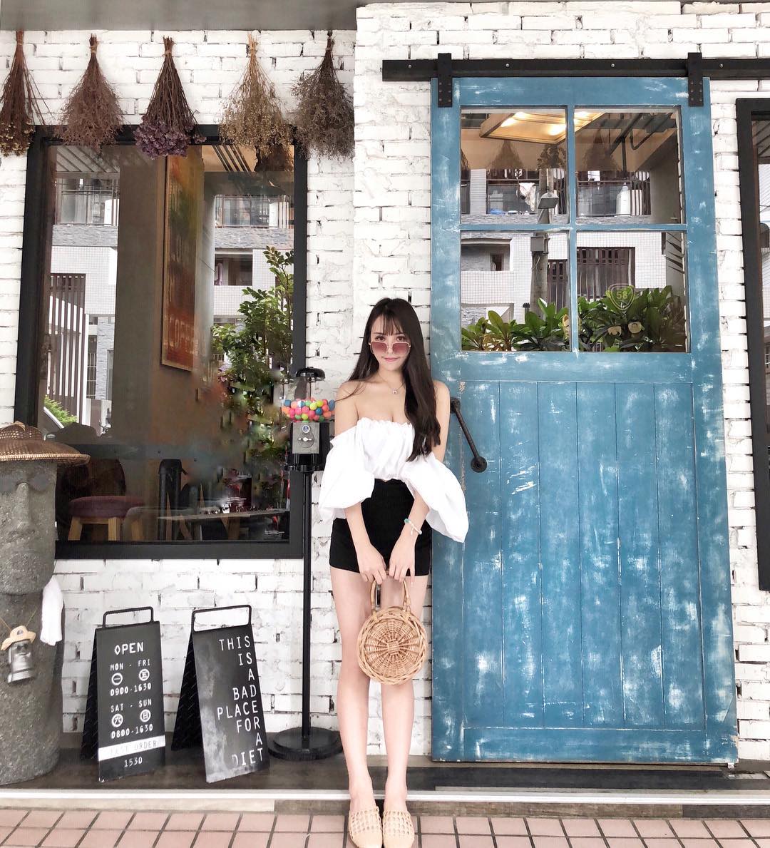 清新正妹偲思 雪白美乳身材呼之慾出 .....-第1章-图片5