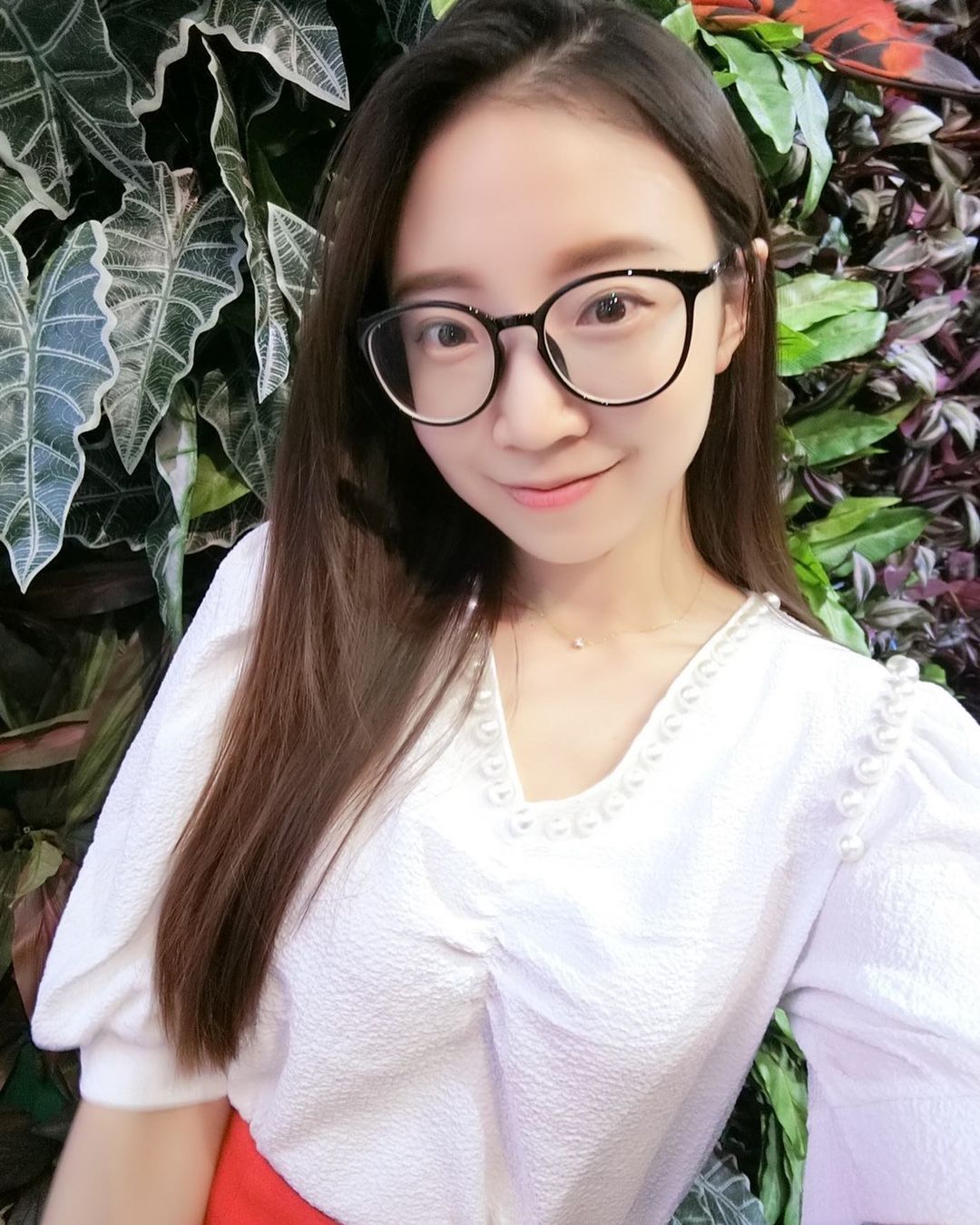 大眼正妹木子萱 「稚嫩臉蛋+飽滿好身材」真的有夠香-第1章-图片8