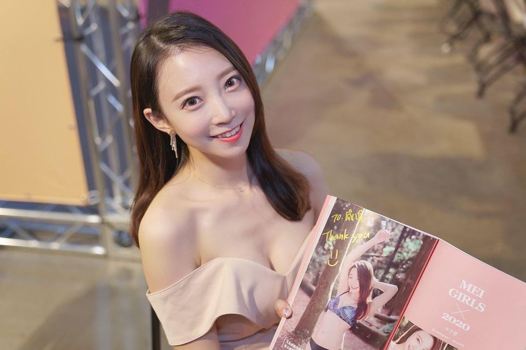 大眼正妹木子萱 「稚嫩臉蛋+飽滿好身材」真的有夠香-第1章-图片15