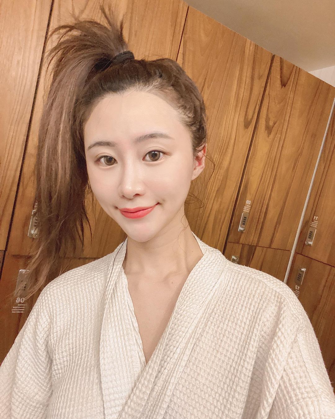 汪選璇 白皙肌膚彈嫩 誘惑的身材引人遐想連連-第1章-图片7