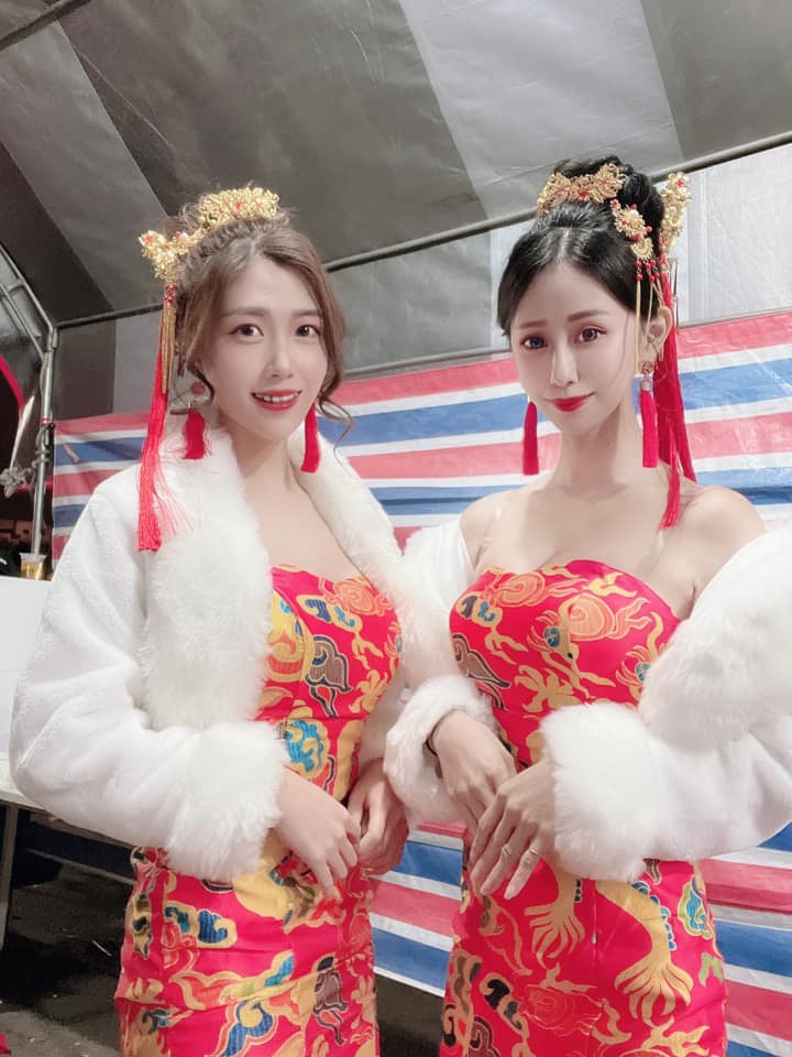 看起來氣質滿滿其實是位形象端莊的禮生，同時也是「性感舞者」、「接待 SG」-第1章-图片5