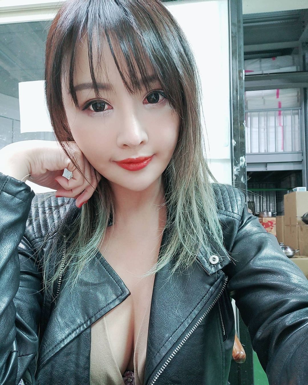 Lei Yi 「發育成熟的美乳」 粉絲看了忍不住大讚-第1章-图片1