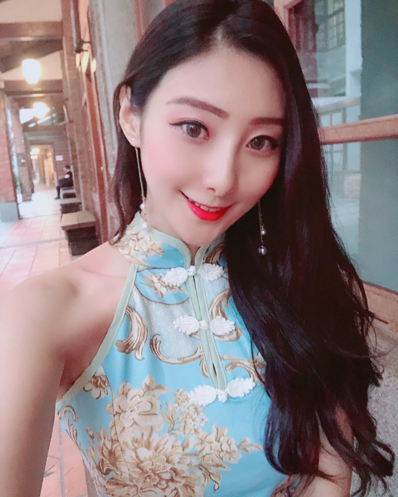White skin: the taste of the first love.-第1章-图片2