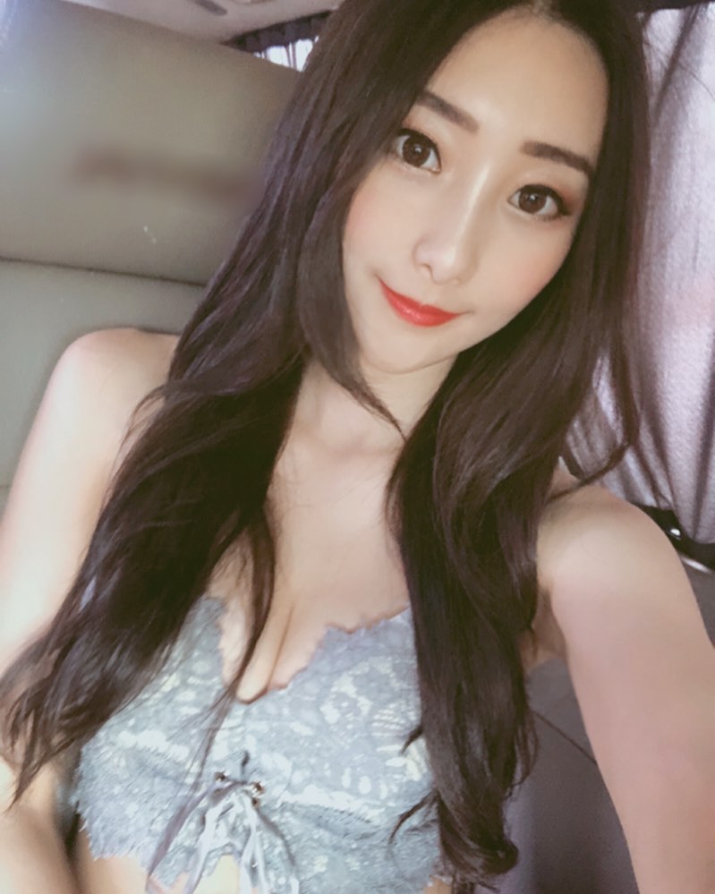 White skin: the taste of the first love.-第1章-图片11