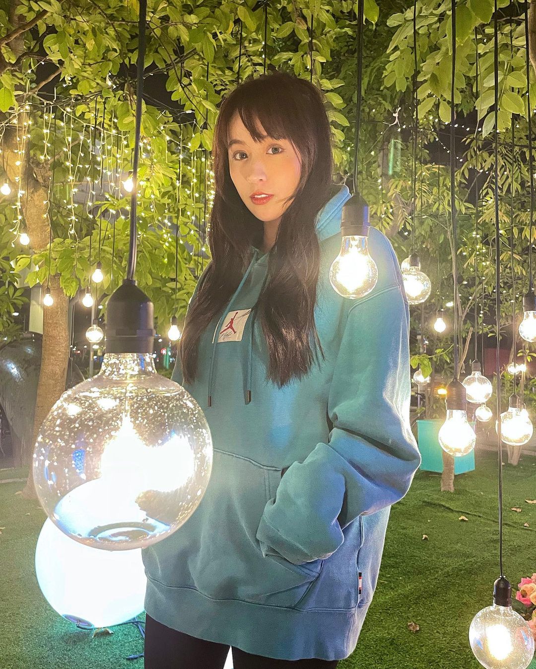 混血啦啦隊女神 Julie尹樂 那雙峰跟美腿可是不容小覷-第1章-图片2