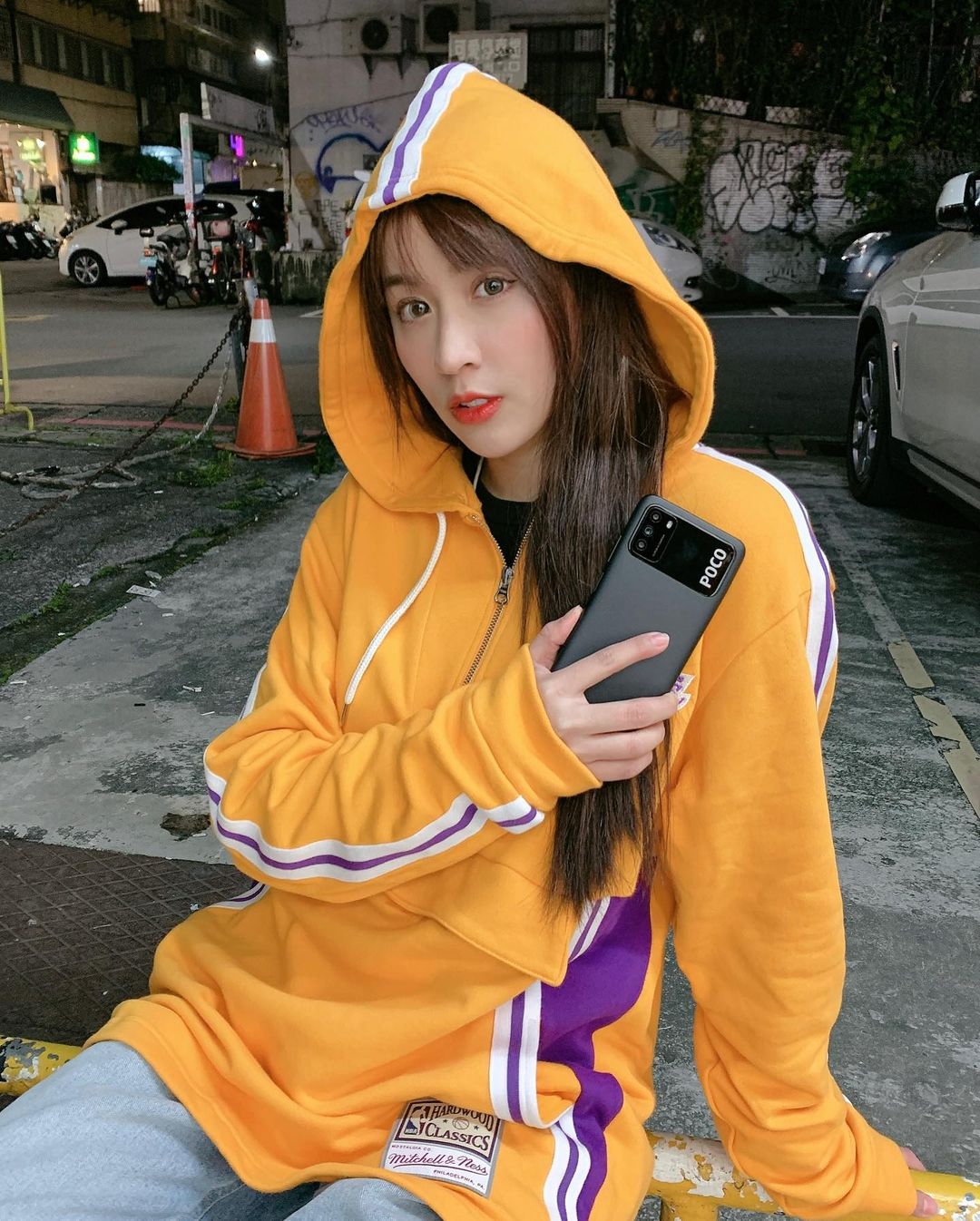 混血啦啦隊女神 Julie尹樂 那雙峰跟美腿可是不容小覷-第1章-图片5