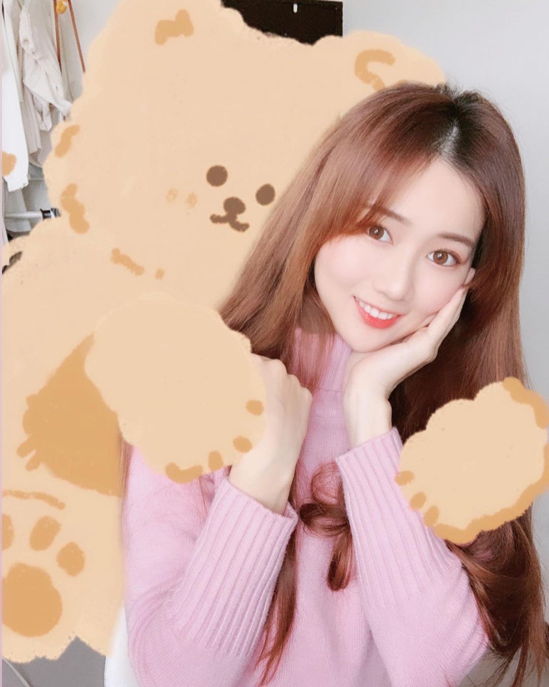 秀秀子Emily 長相甜美!制服裡身材超兇-第1章-图片15