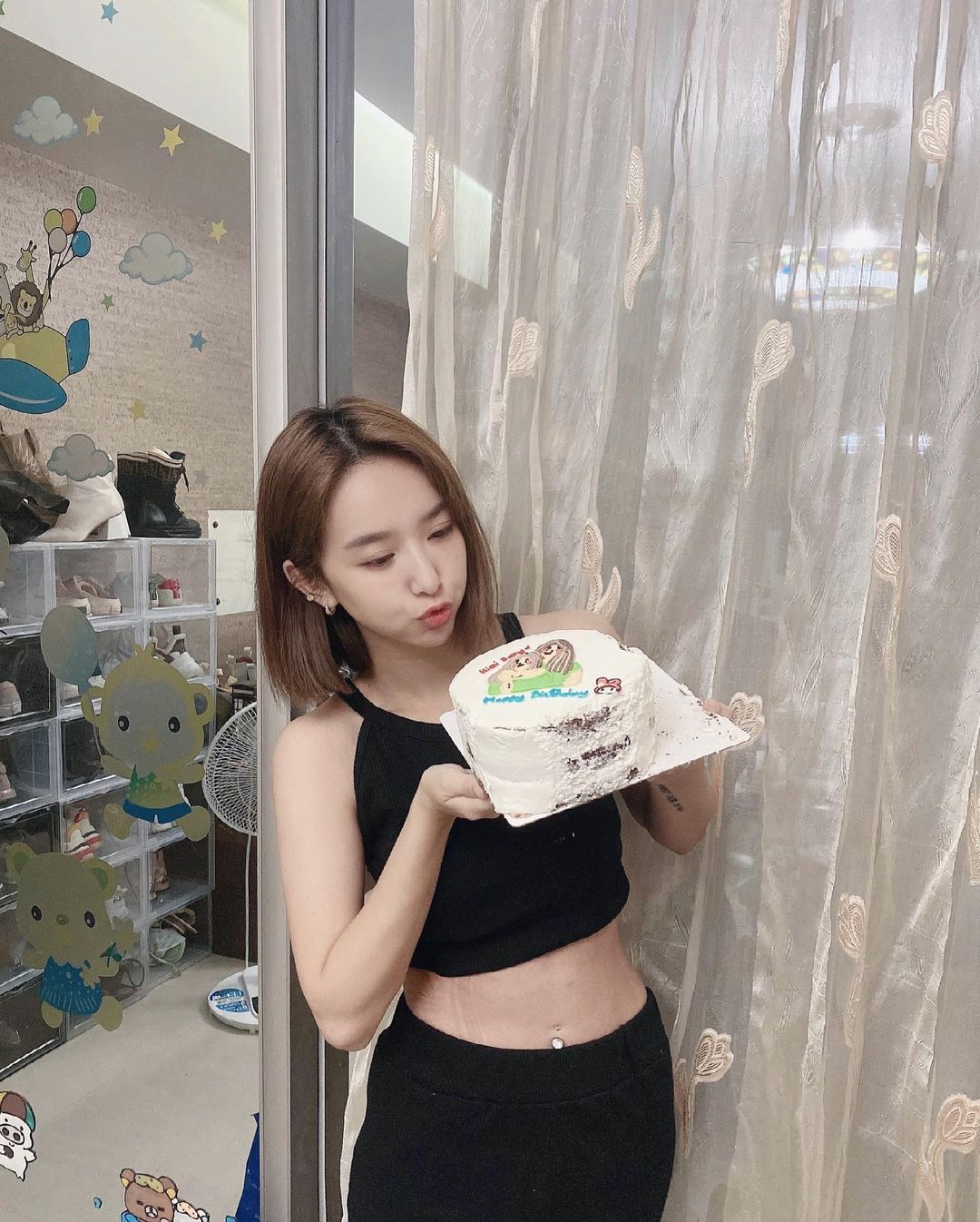 雅涵 短髮妹這火辣身材配上甜美臉蛋 看了都戀愛啦....-第1章-图片7