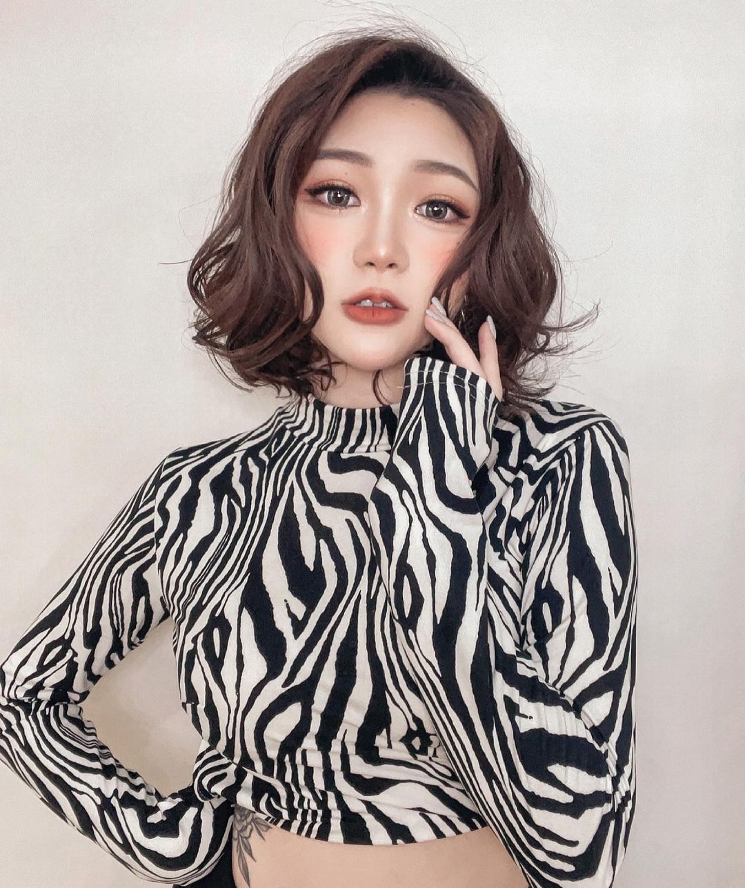 Mila Wan 圓潤飽滿看到都快窒息了....我是指眼睛!-第1章-图片8