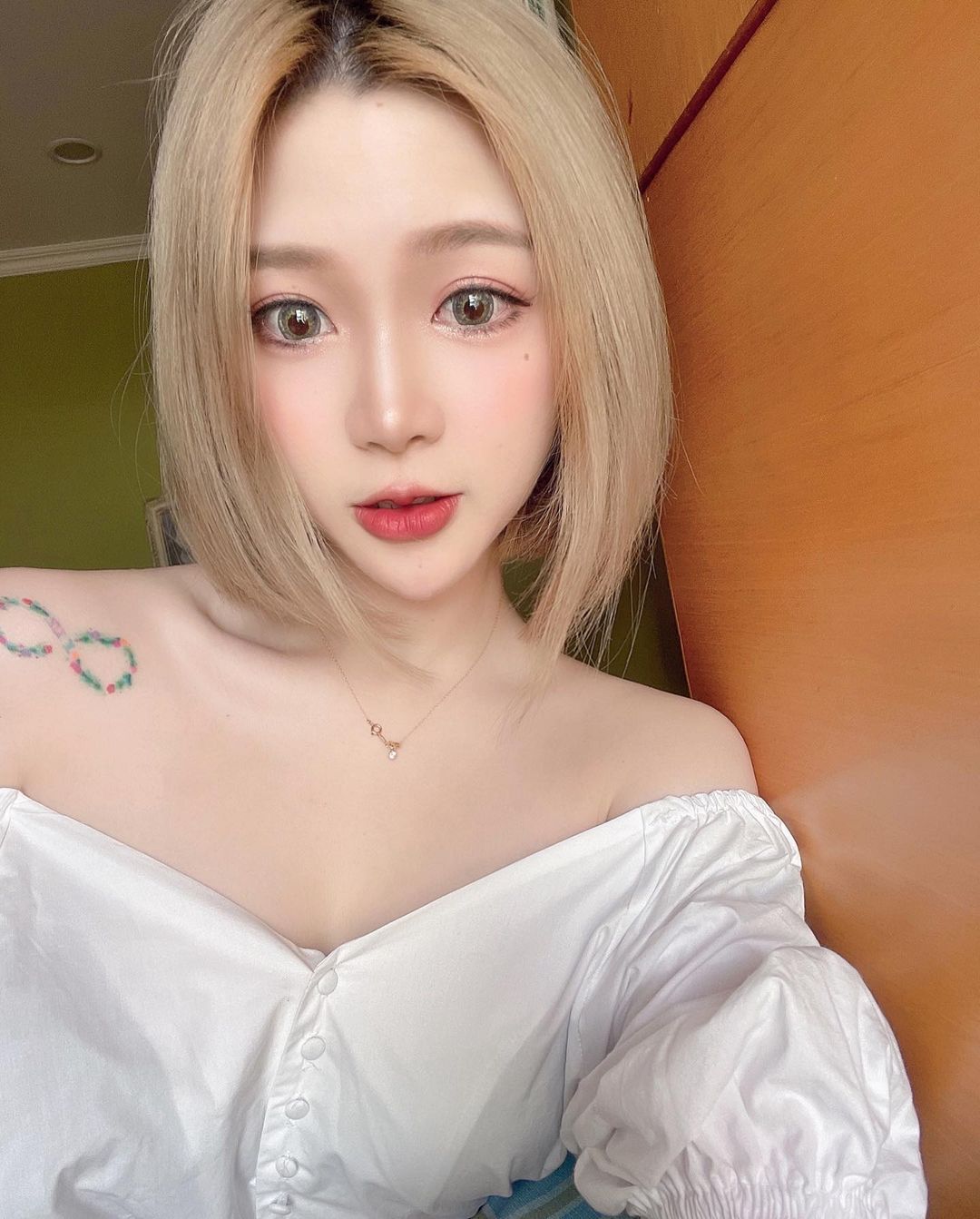 Mila Wan 圓潤飽滿看到都快窒息了....我是指眼睛!-第1章-图片37