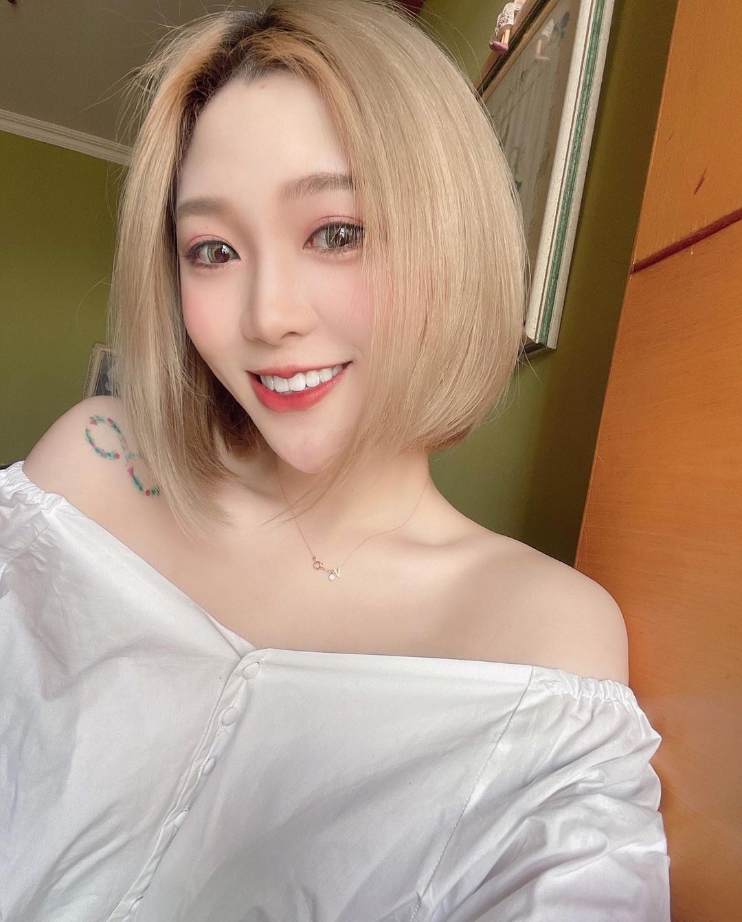 Mila Wan 圓潤飽滿看到都快窒息了....我是指眼睛!-第1章-图片40