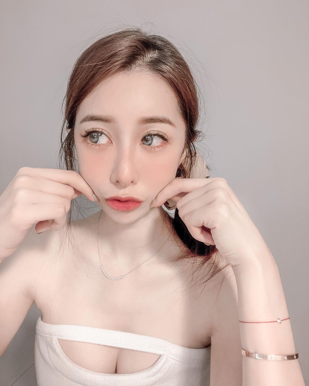 「正妹Ivy」!美豔外貌+雪白美胸好撩人-第1章-图片25
