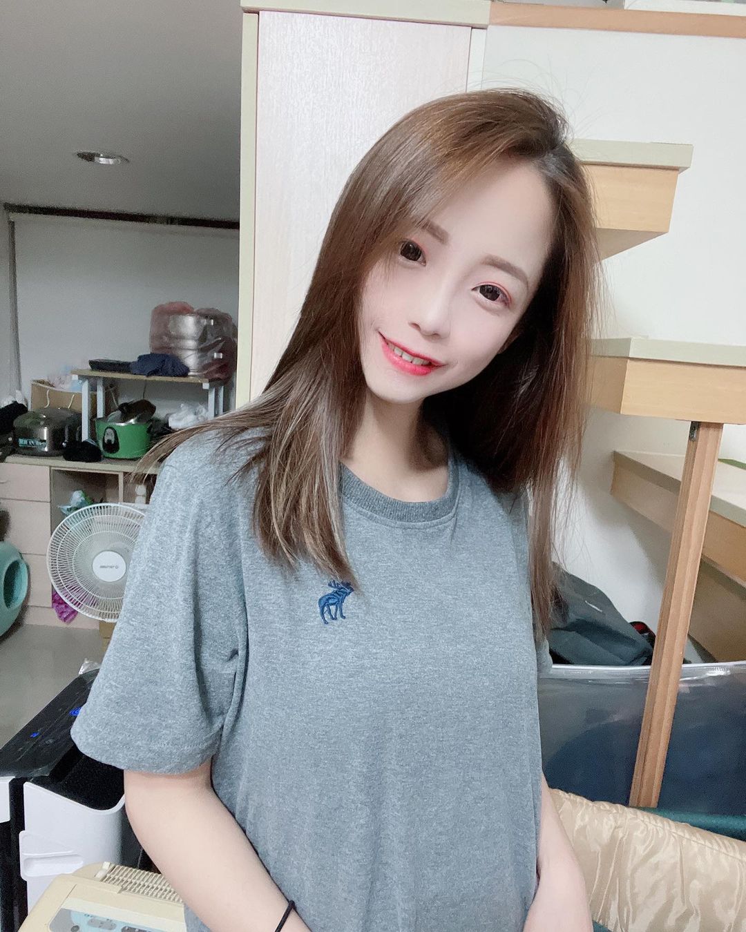清純直播主正妹佑ㄦ 這笑容甜得剛剛好呀！-第1章-图片5