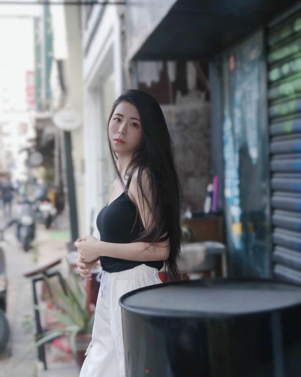 天菜廚娘「祈悠」超纖細螞蟻腰讓人直呼太性感啦～-第1章-图片8
