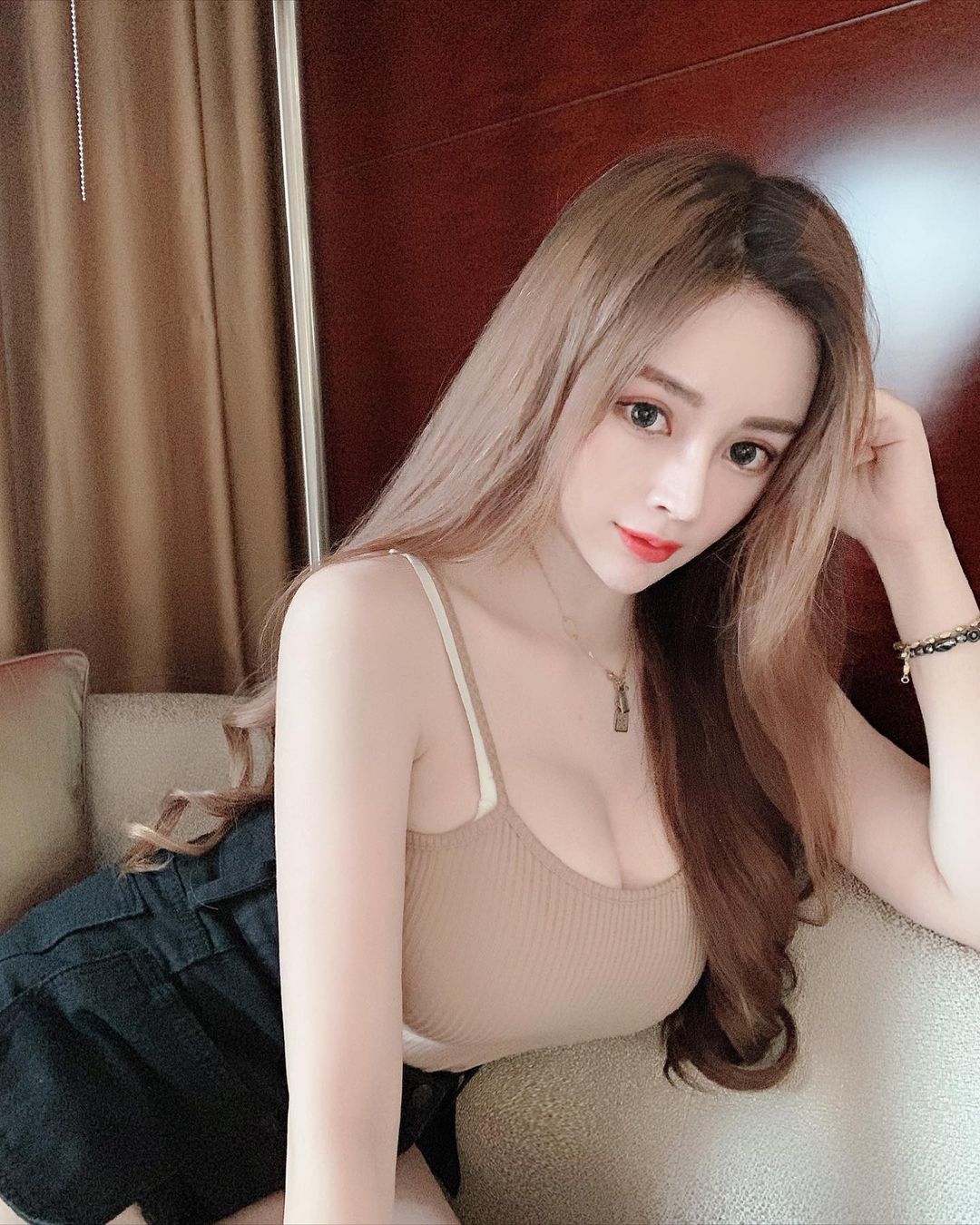 Big brown eyes.-第1章-图片2